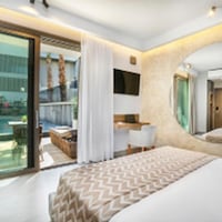 Luxury accommodation - 2,393 Apartments & Holiday Homes